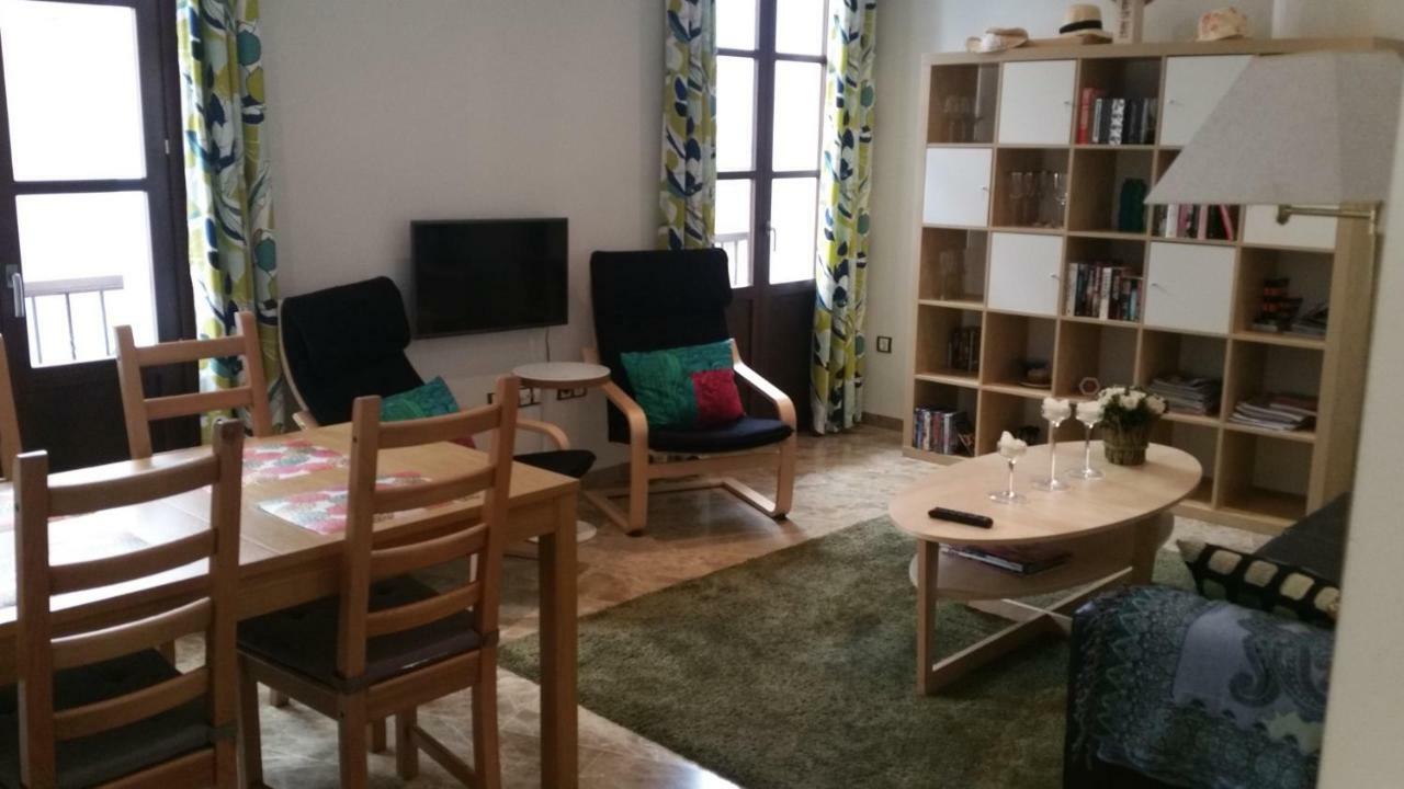 Apartamento San Felipe Neri Apartment กาดิซ ภายนอก รูปภาพ